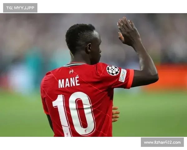 拜仁马内回归引发粉丝热烈期待 期待他的复出能带领球队重回巅峰 拜仁马内回归引发粉丝热烈期待 期待他的复出能带领球队重回巅峰