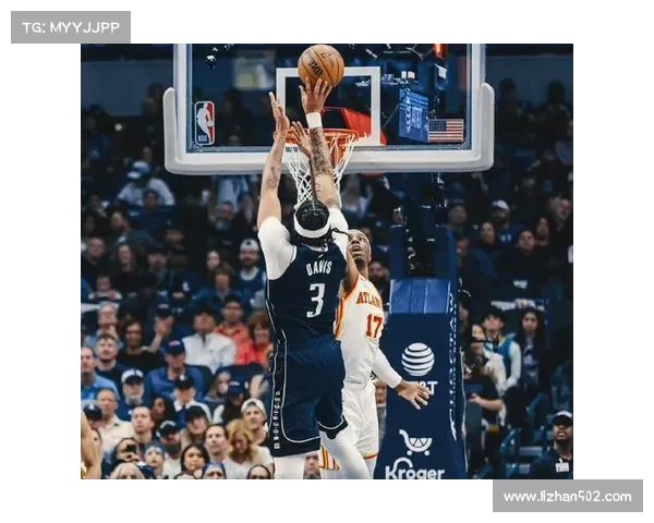 戴维斯父子共筑篮球梦想 揭示代际传承中的训练与成长之美 戴维斯父子共筑篮球梦想 揭示代际传承中的训练与成长之美